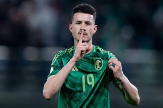 عبد الله الحمدان: ردنا دائمًا في الملعب.. ونعد جماهيرنا بلقب خليجي 26